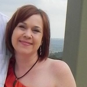 Meet your Posher, Alyson